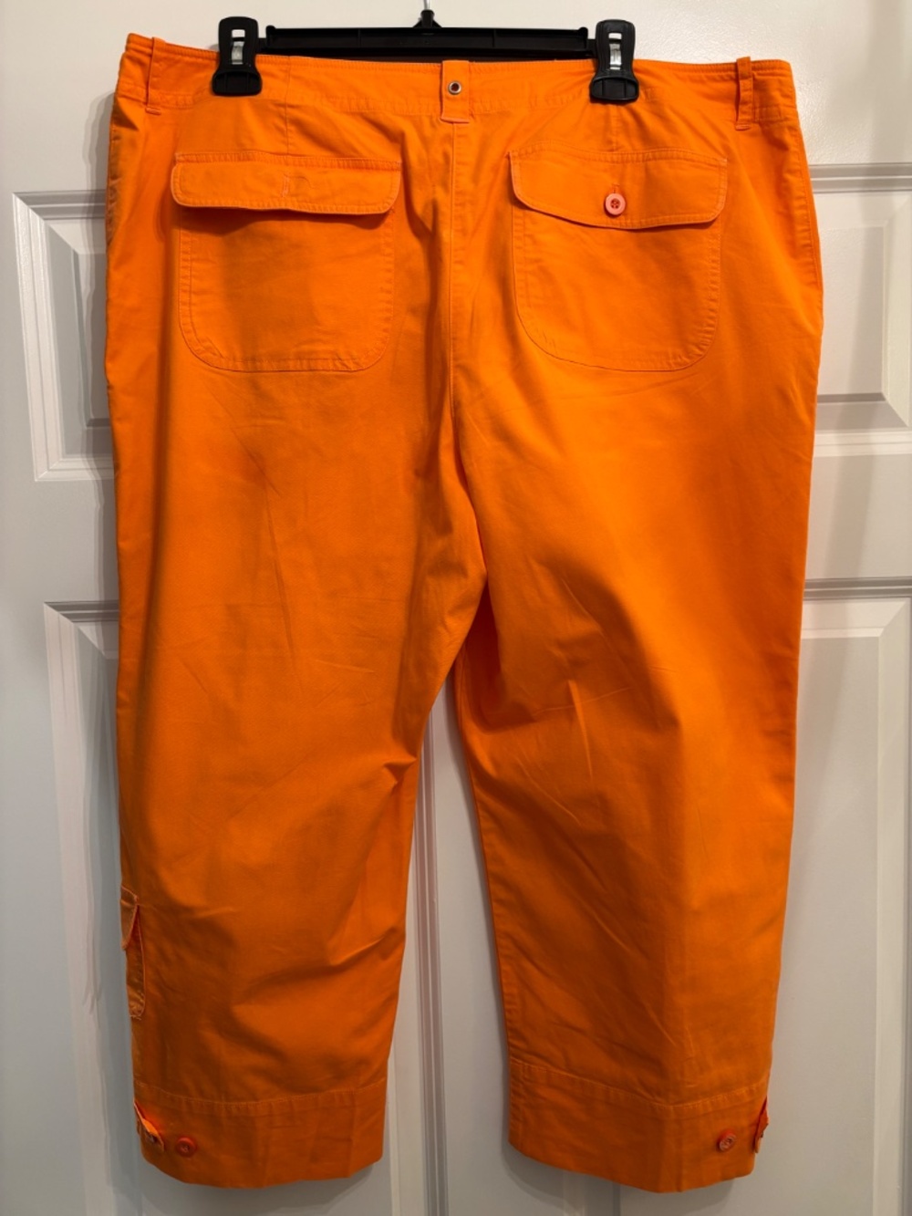 KNEE LENGTH PANTS , 95% COTTON/SPANDEX WITH SIDE & BACK POCKETS - Picture 2 of 9